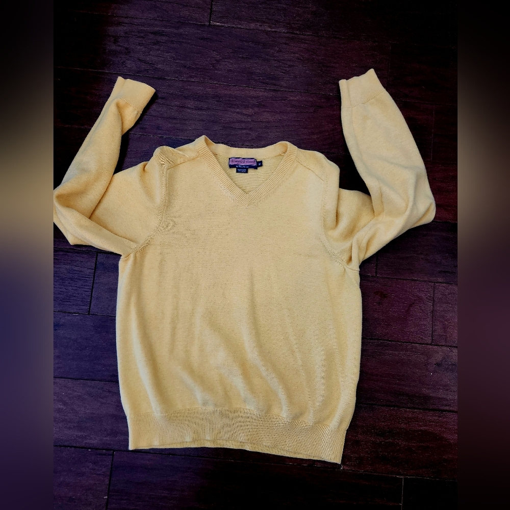 Vineyard Vines Sweater -yellow
